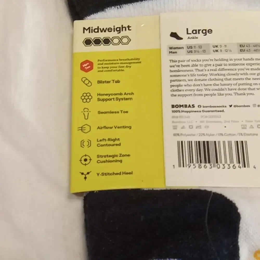 NWT Bombas Women/ Men's Large Black and White Athletic Socks